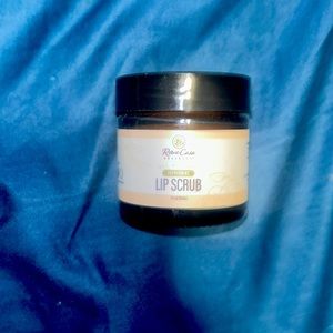 Rowe casa organics lip scrub
